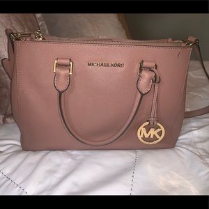 Michael Kors purse w/ wristlet wallet (mauve)